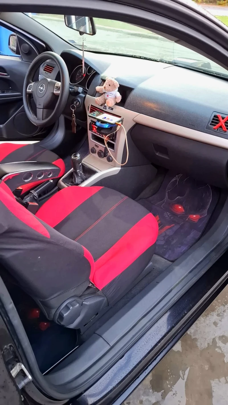 Opel Astra, снимка 9 - Автомобили и джипове - 52435108