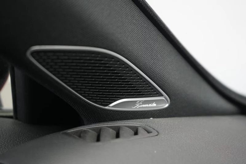 Mercedes-Benz A45 AMG 4MATIC/387HP/NIGHT/BURM/MEMO/CAM/NAVI/LED/655g, снимка 11 - Автомобили и джипове - 52693552