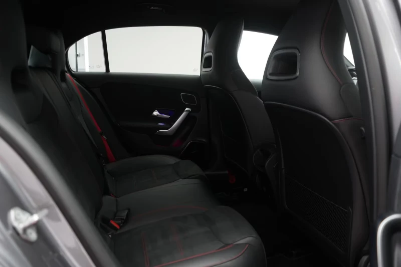 Mercedes-Benz A45 AMG 4MATIC/387HP/NIGHT/BURM/MEMO/CAM/NAVI/LED/655g, снимка 14 - Автомобили и джипове - 52693552