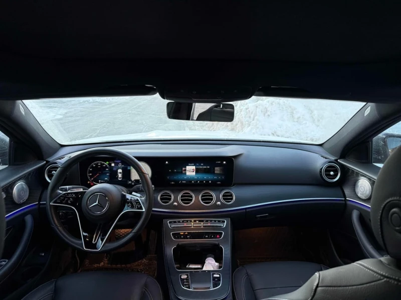 Mercedes-Benz E 350 4MATIC CARFAX, снимка 9 - Автомобили и джипове - 53369789