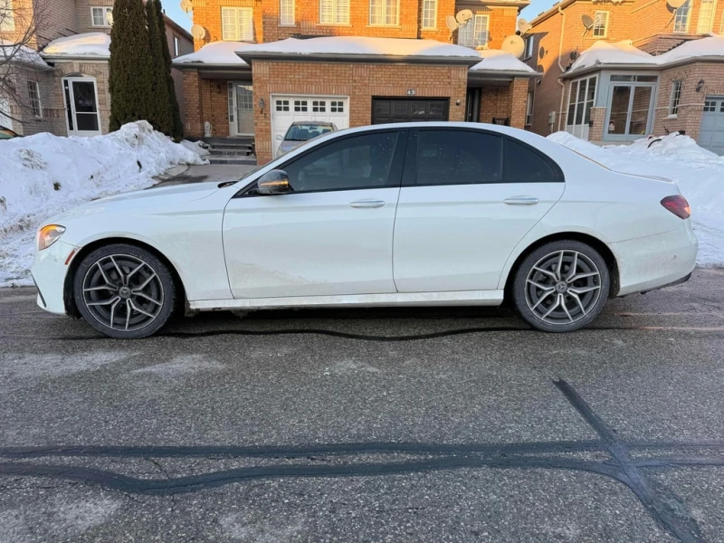 Mercedes-Benz E 350 4MATIC CARFAX, снимка 2 - Автомобили и джипове - 53369789