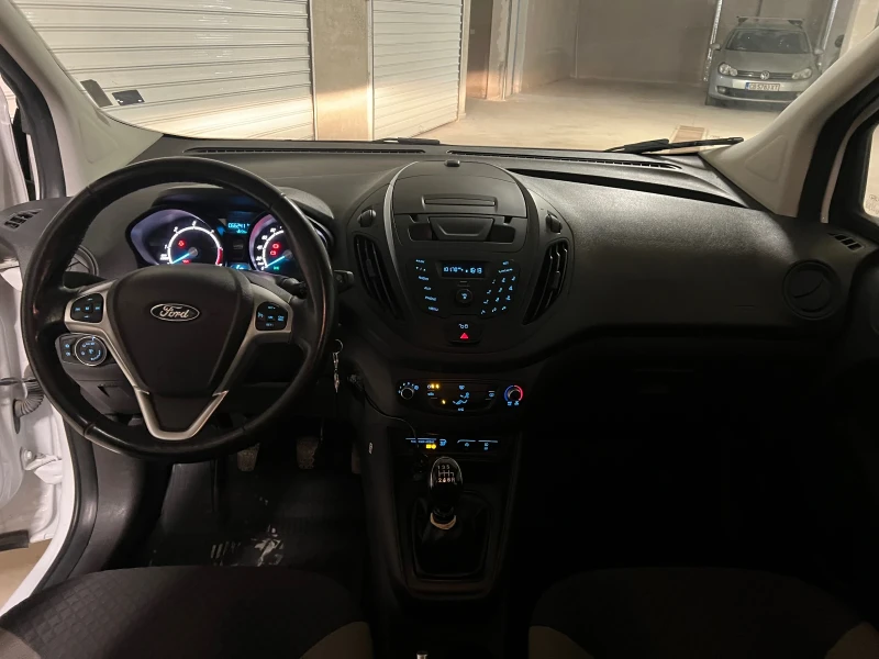 Ford Tourneo Connect, снимка 9 - Автомобили и джипове - 53456127