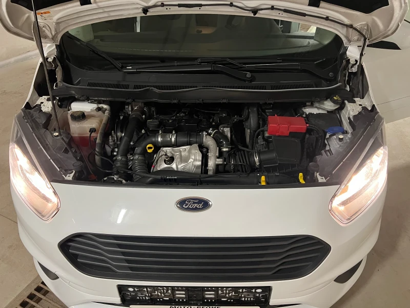 Ford Tourneo Connect, снимка 11 - Автомобили и джипове - 53456127