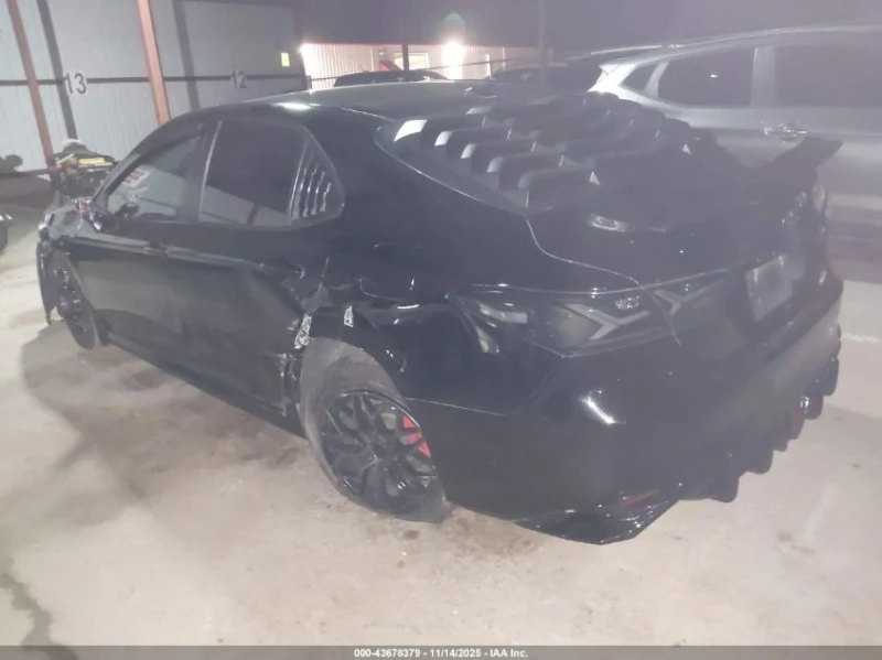 Toyota Camry 2.5l Le, снимка 3 - Автомобили и джипове - 53467573