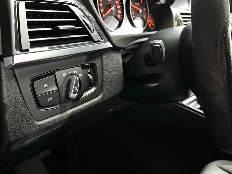 BMW 320 d, снимка 13 - Автомобили и джипове - 53715628