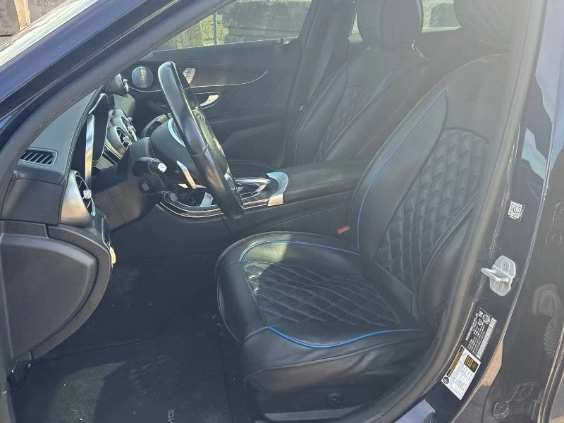 Mercedes-Benz C 300 * 4MATIC * PANO * ПОДГРЕВИ * 2 КЛЮЧА, снимка 7 - Автомобили и джипове - 54940619