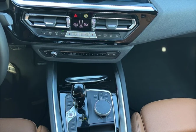 BMW Z4 30i = M-Sport = Гаранция, снимка 9 - Автомобили и джипове - 55434325