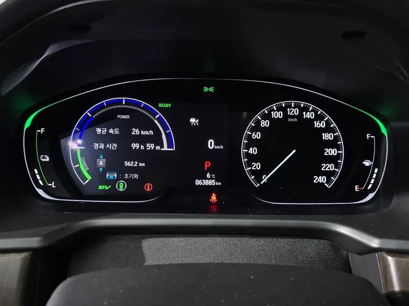 Honda Accord 2.0 HYBRID, снимка 8 - Автомобили и джипове - 55717203
