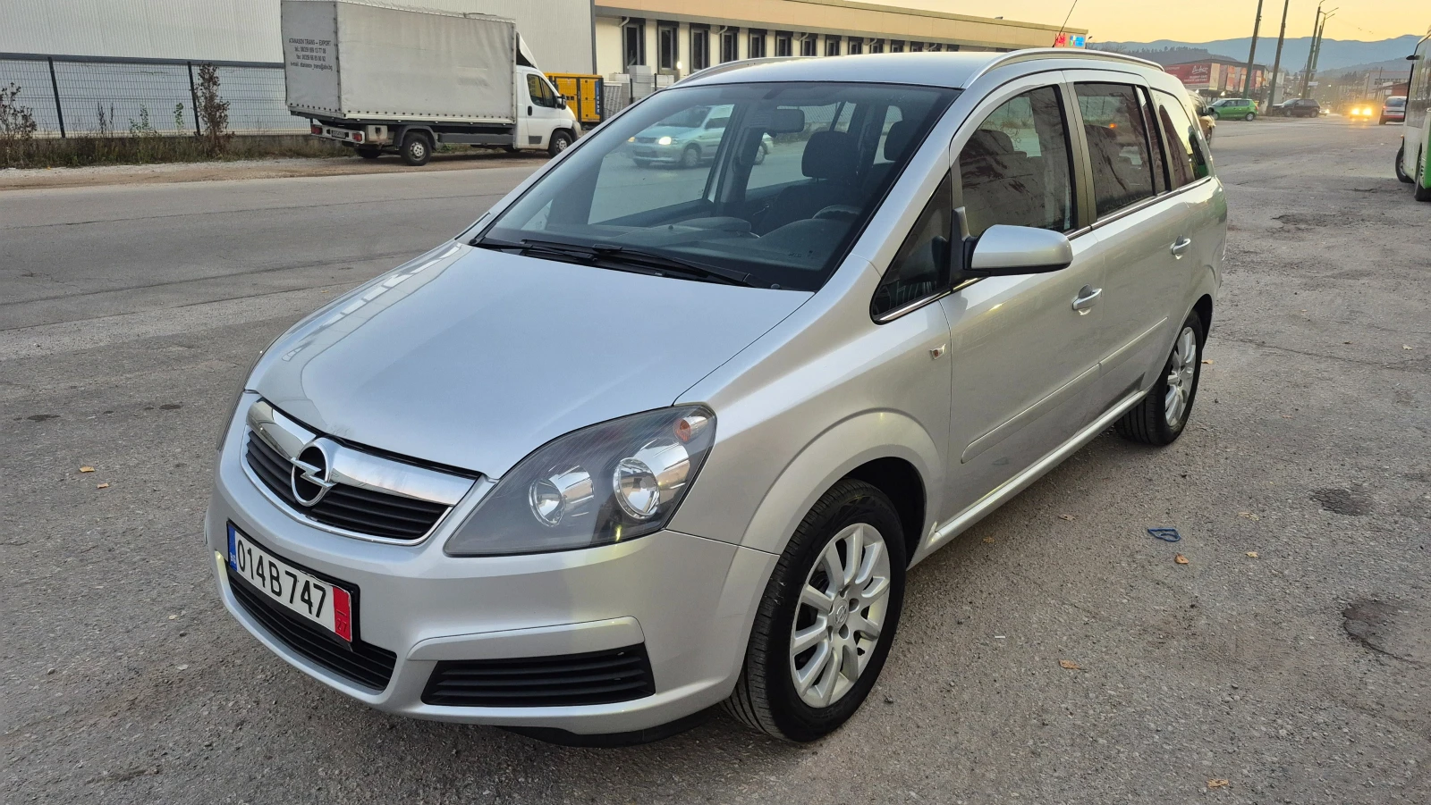 Opel Zafira 1.6i 7Местна Отлична, снимка 1