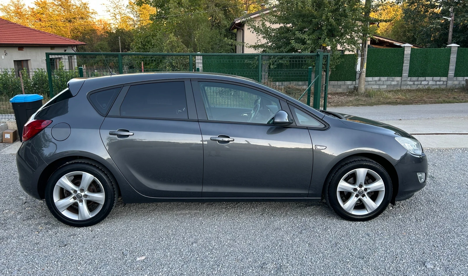 Opel Astra 1.6i 115кс  - изображение 8