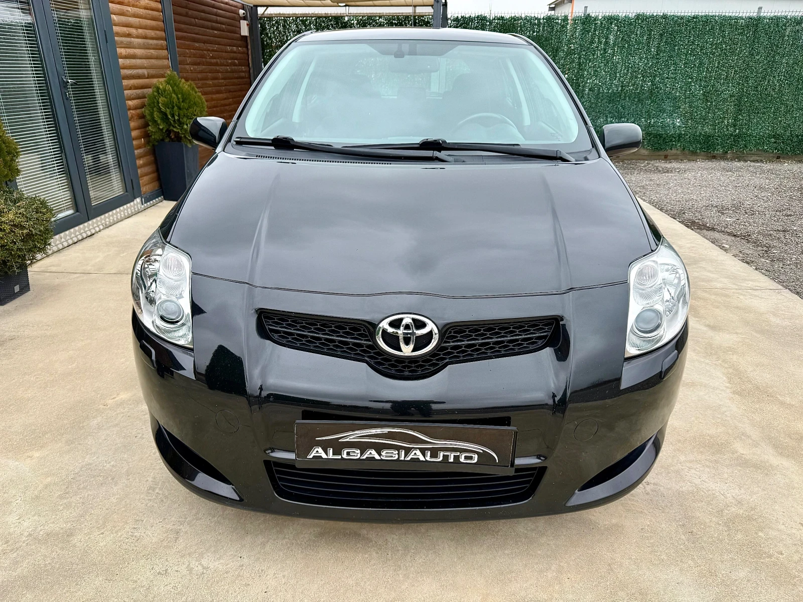 Toyota Auris 1.8 VALVEMATIC* EXECUTIVE* NAVI* XENON - изображение 7