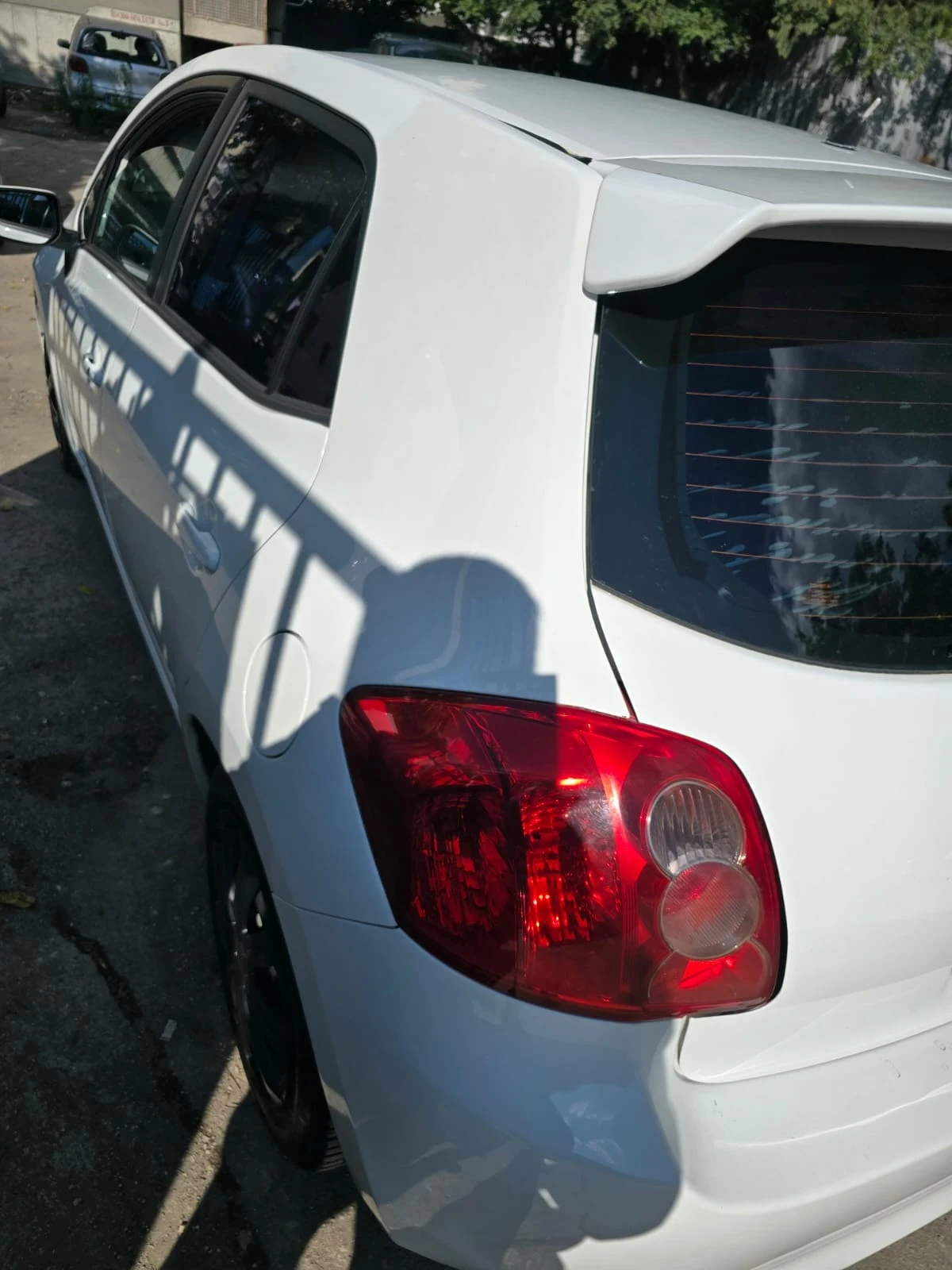 Toyota Auris  - изображение 3