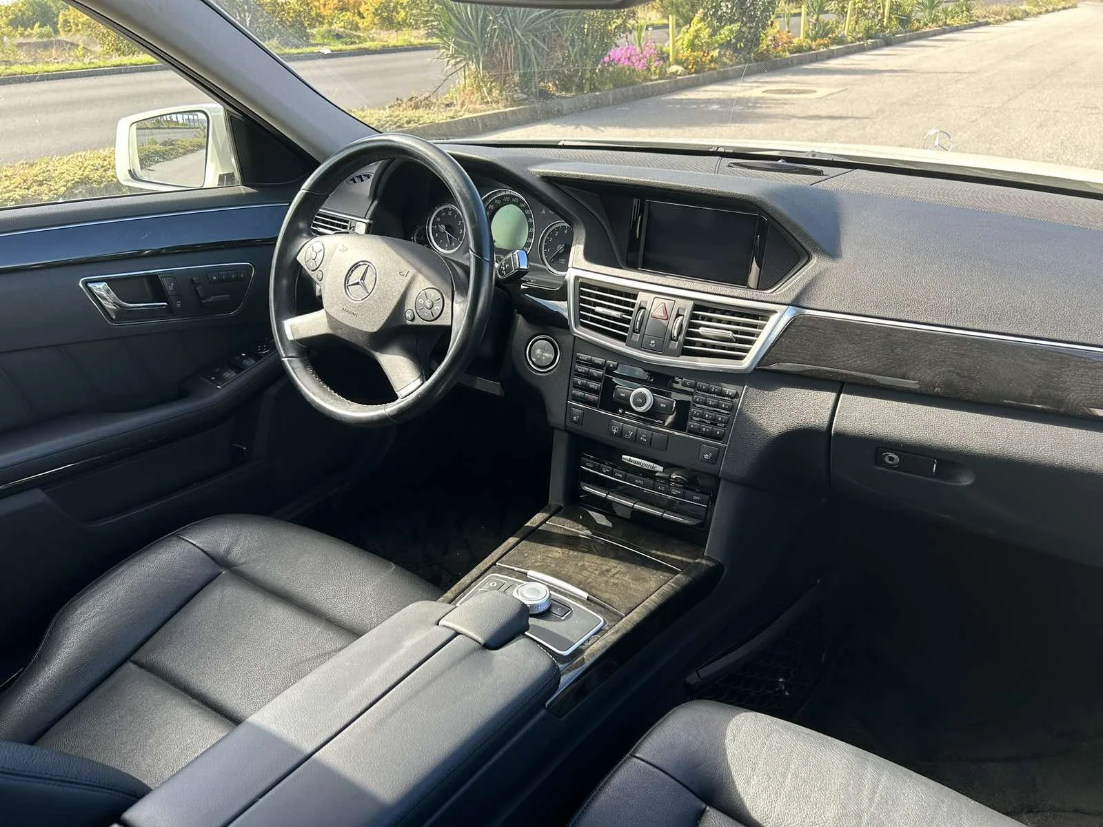 Mercedes-Benz E 350 AVANTGARDE - изображение 8