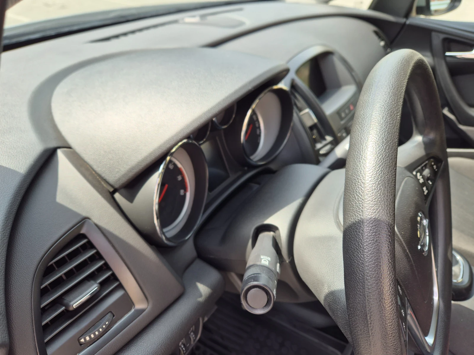 Opel Astra J 1.6 LPG - изображение 8