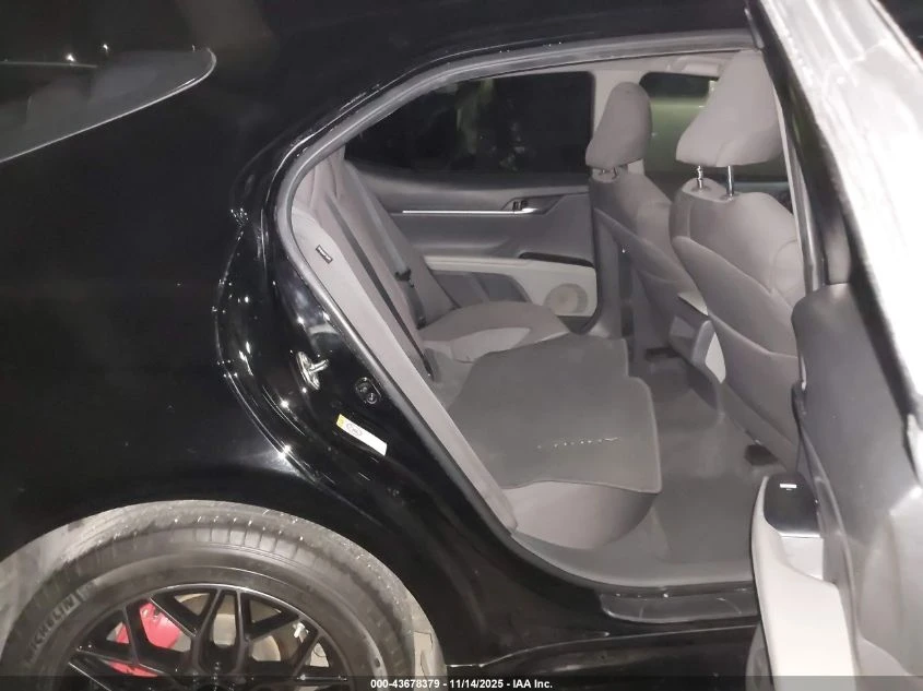 Toyota Camry 2.5l Le - изображение 7