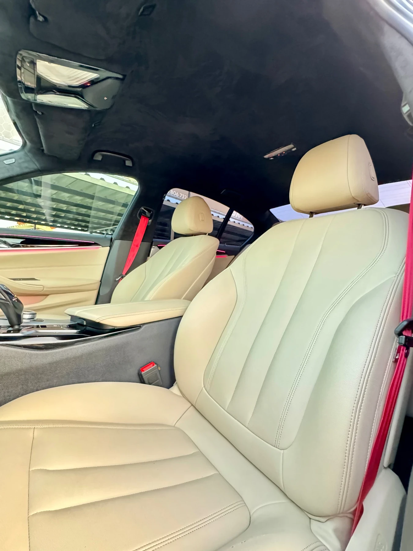 BMW 520 M-Pack X-Drive, снимка 13 - Автомобили и джипове - 53713123