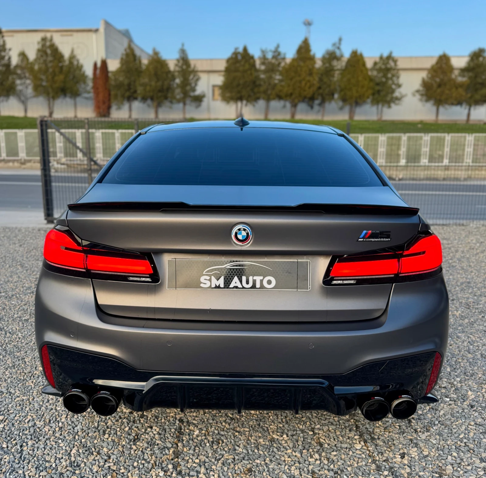 BMW 520 M-Pack X-Drive, снимка 4 - Автомобили и джипове - 53713123