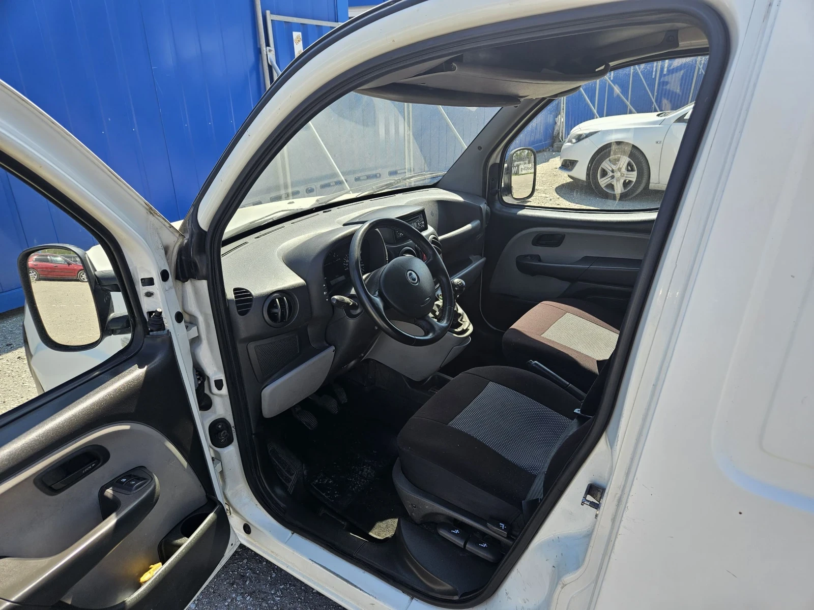 Fiat Doblo Метан, снимка 5 - Автомобили и джипове - 54367062