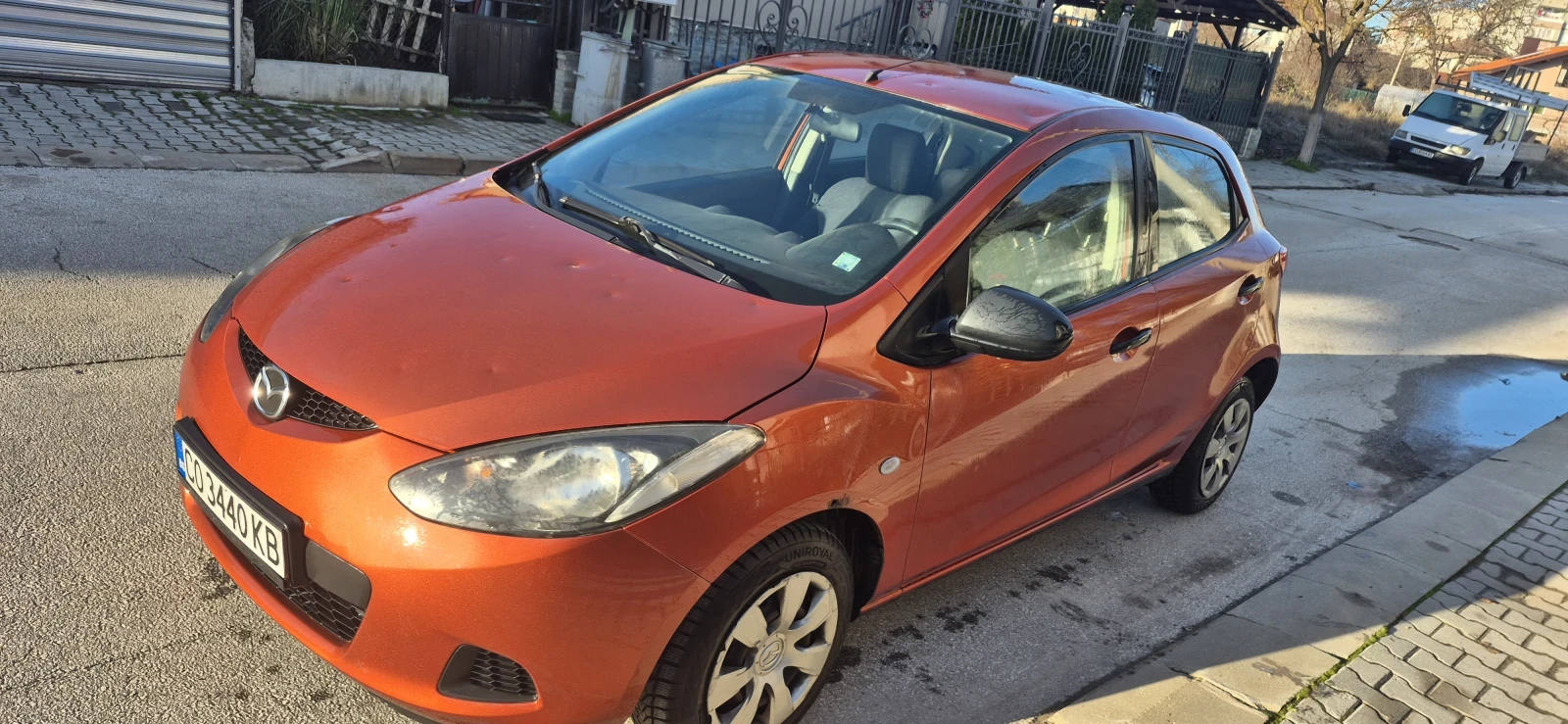 Mazda 2 1.3, снимка 2 - Автомобили и джипове - 54404203