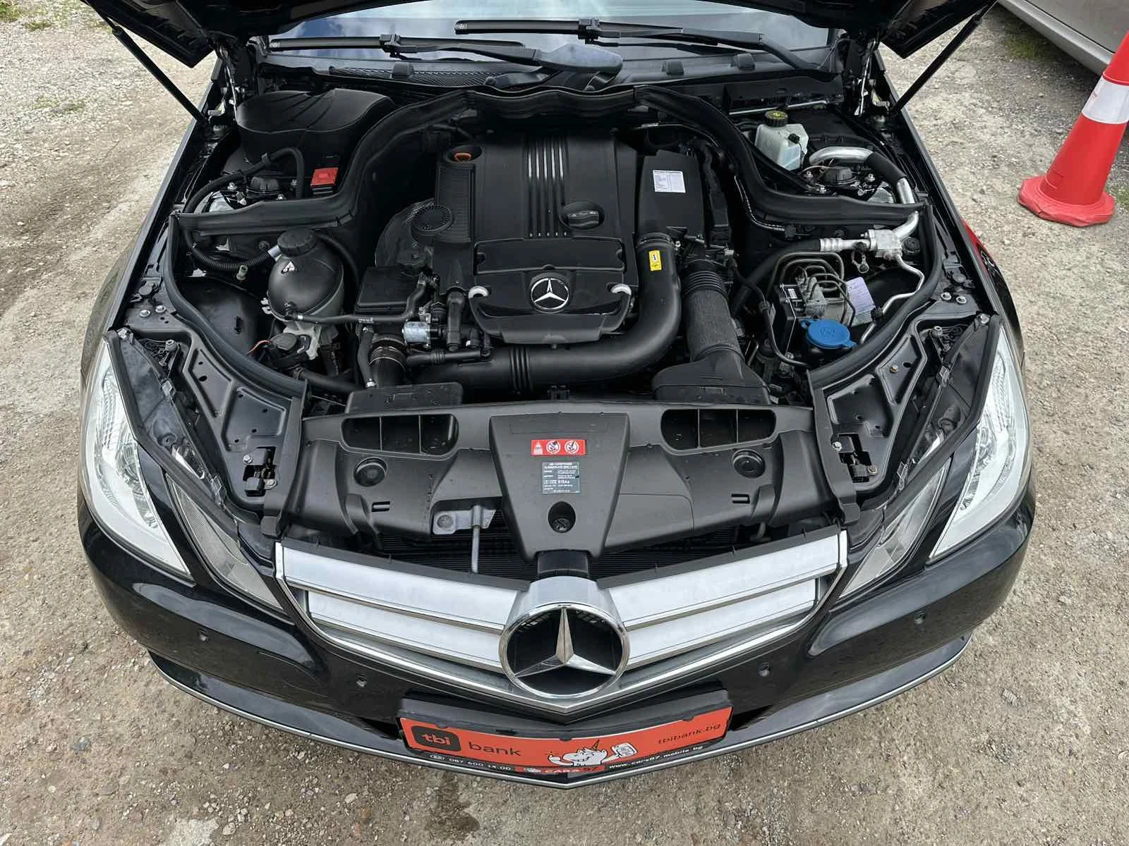 Mercedes-Benz E 200 CGI Avangarde 6-скорости, снимка 17 - Автомобили и джипове - 54485882