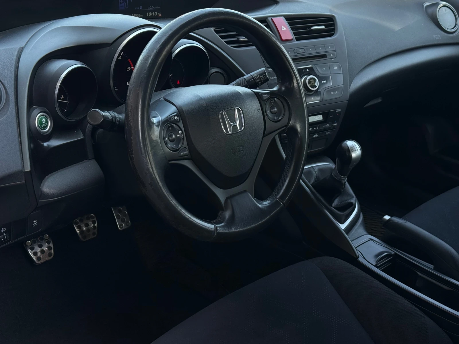 Honda Civic 2.2DTEC-РЕГИСТРИРАНА-ВСИЧКО ПЛАТЕНО, снимка 12 - Автомобили и джипове - 54499858