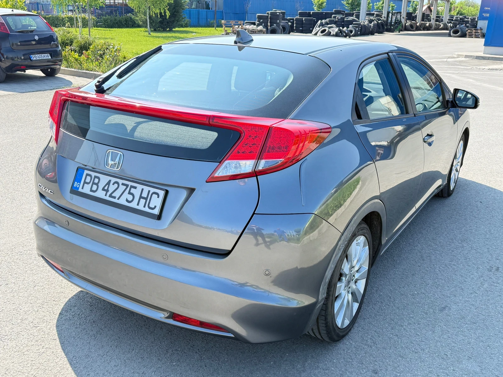 Honda Civic 2.2DTEC-РЕГИСТРИРАНА-ВСИЧКО ПЛАТЕНО, снимка 6 - Автомобили и джипове - 54499858