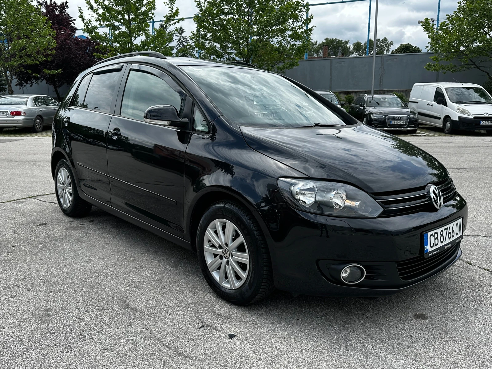 VW Golf Plus 1.6d 105 к.с. , снимка 6 - Автомобили и джипове - 54676262