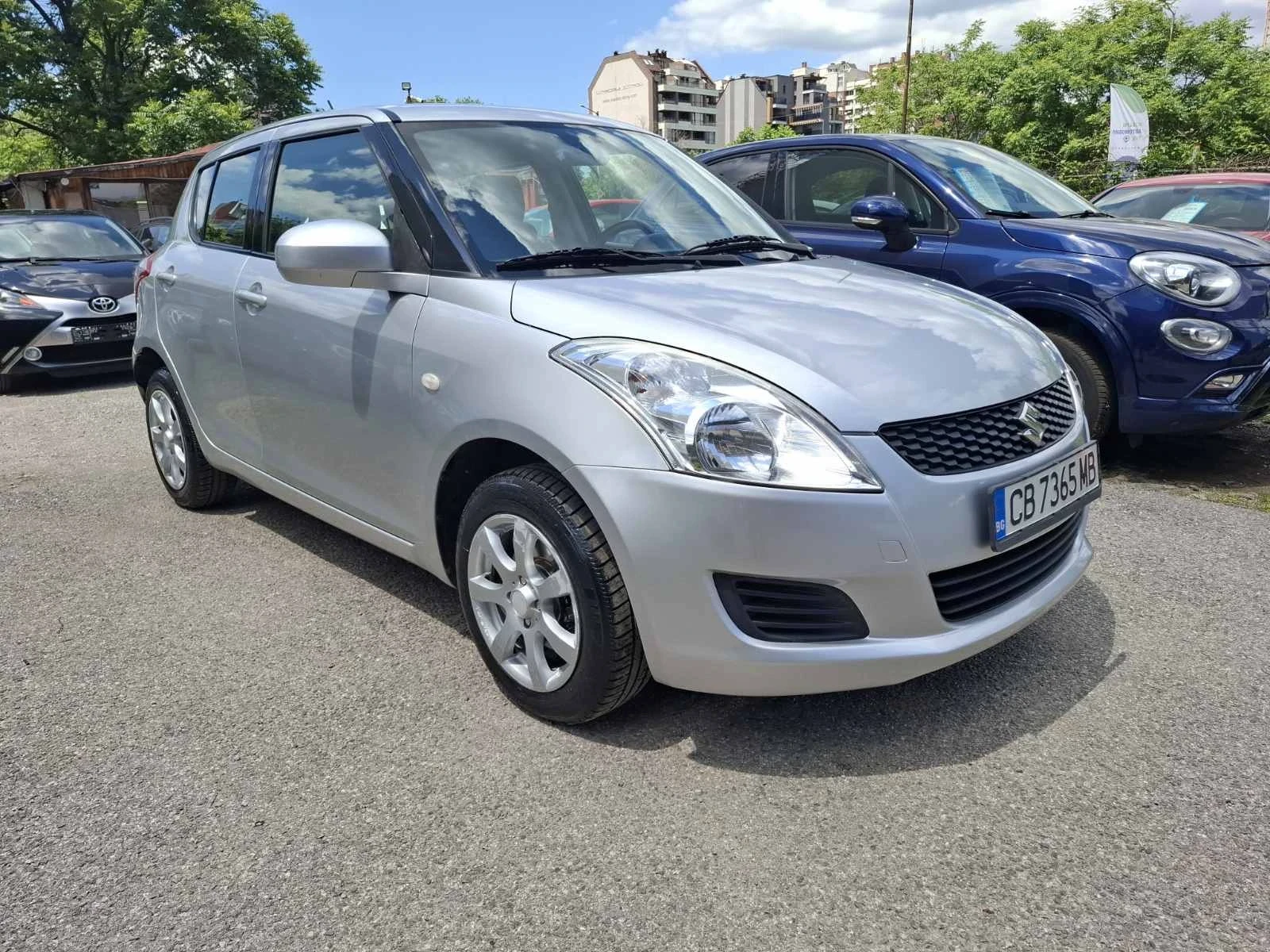 Suzuki Swift 1.3i 4x4, снимка 3 - Автомобили и джипове - 54808595