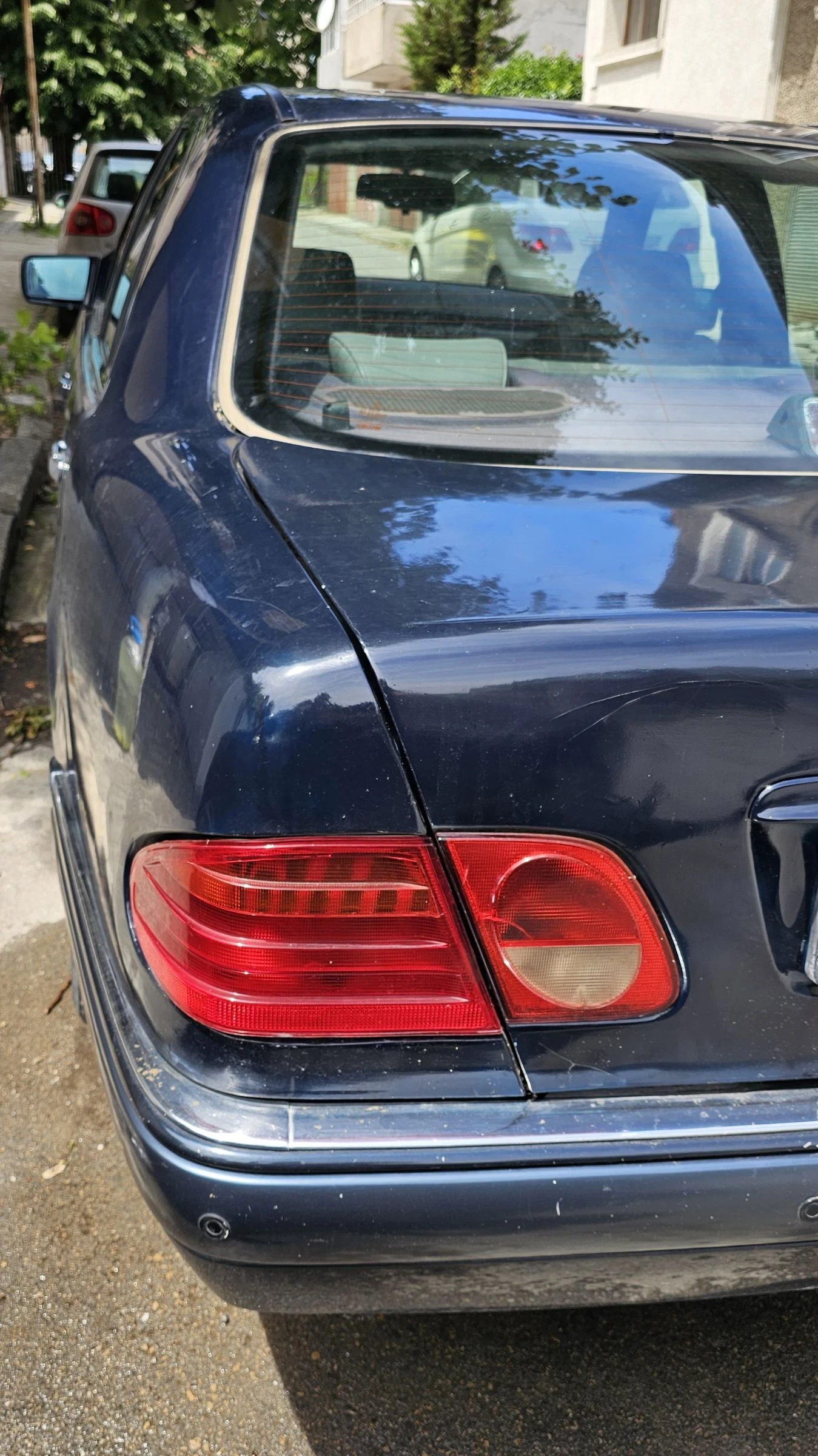 Mercedes-Benz E 250 250D, снимка 5 - Автомобили и джипове - 54943338