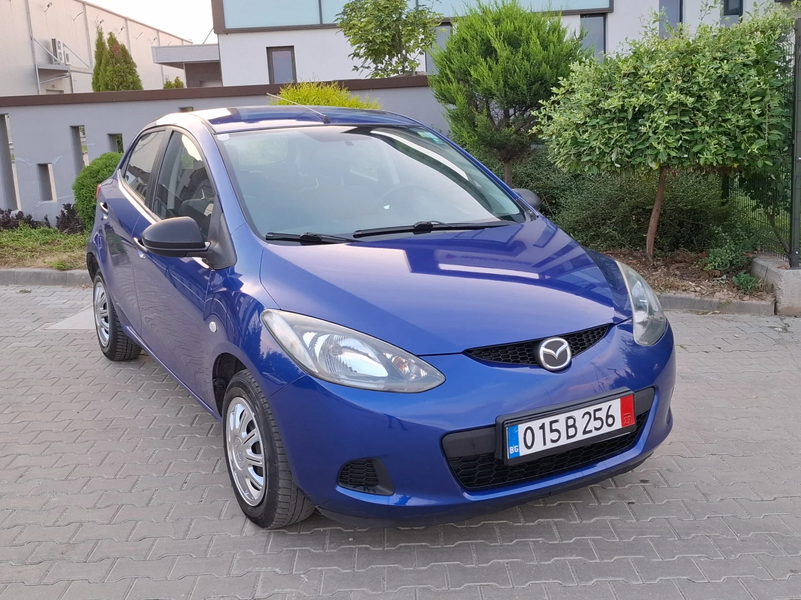 Mazda 2 1.3i* (75кс)* FACELIFТ* HOB BHOC* , снимка 8 - Автомобили и джипове - 55319229