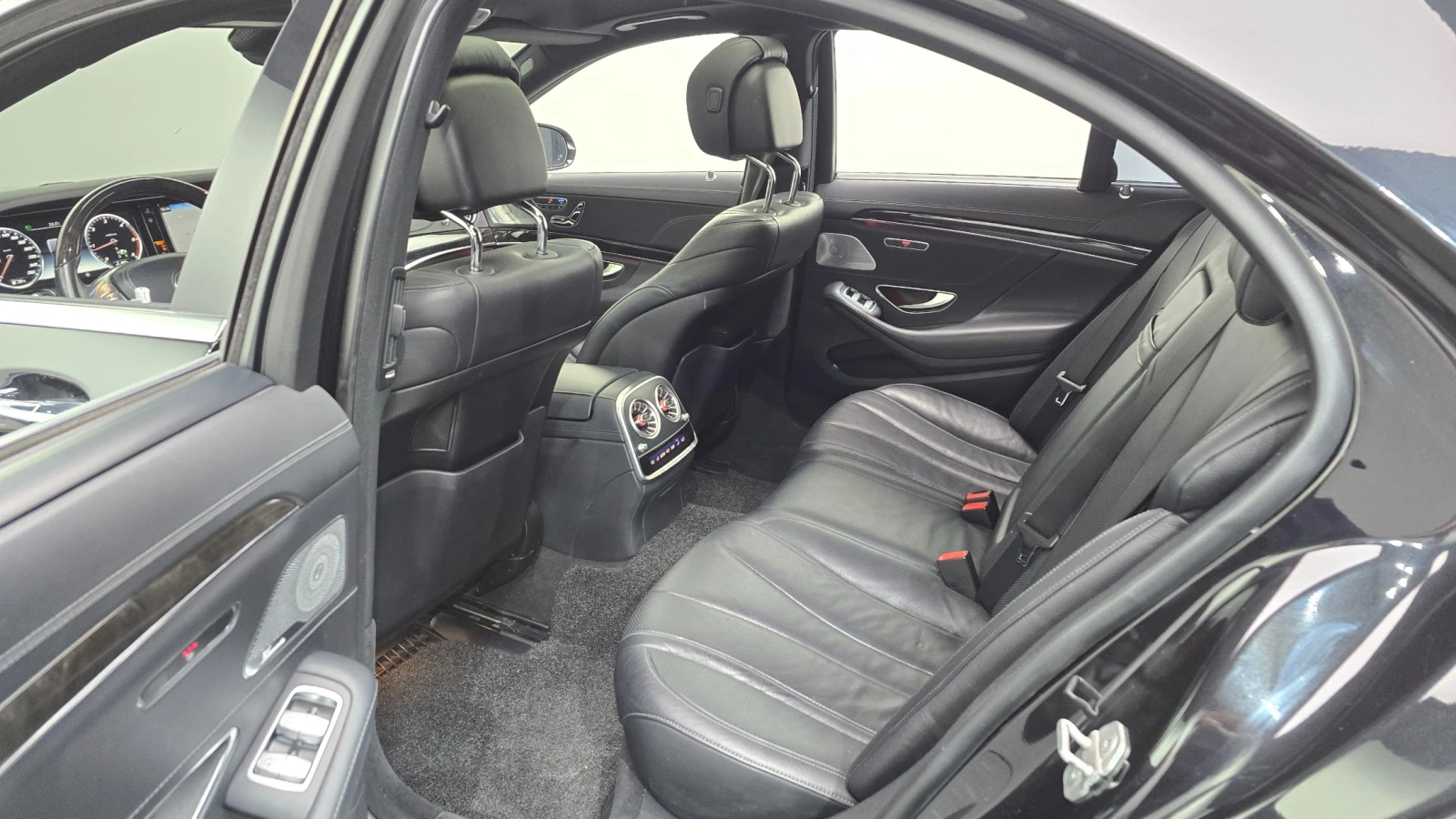 Mercedes-Benz S 350 4MATIC, снимка 12 - Автомобили и джипове - 55352312