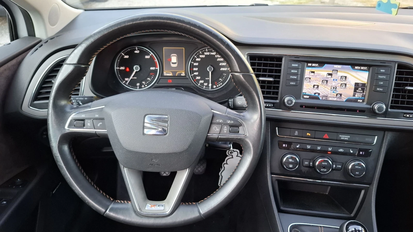 Seat Leon X-periance 4x4, снимка 10 - Автомобили и джипове - 56103959