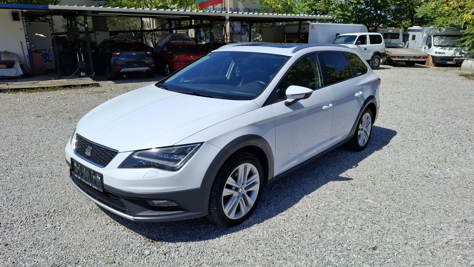 Seat Leon X-periance 4x4, снимка 6 - Автомобили и джипове - 56103959
