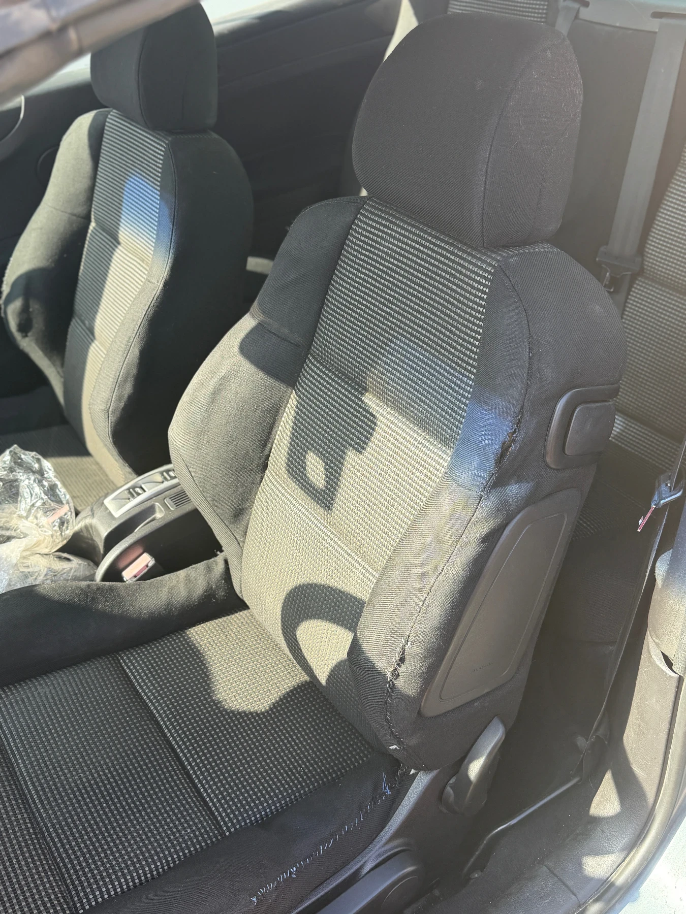 Peugeot 307 CC 1.6i, снимка 6 - Автомобили и джипове - 55830134