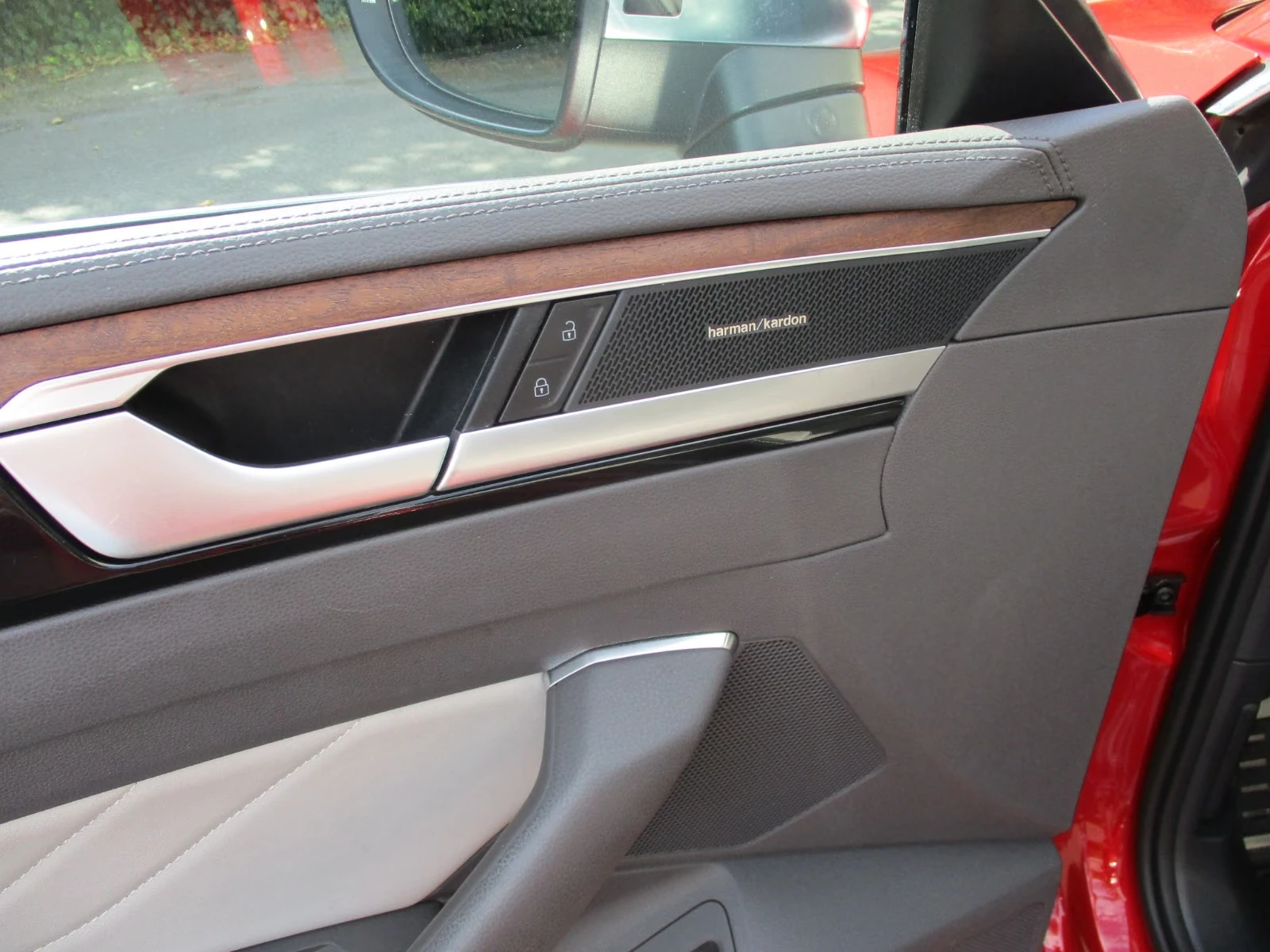 VW Arteon 2.0 TSI/190HP/FWD/ELEGANCE/PANO/360/337h | Mobile.bg � ����������� 11