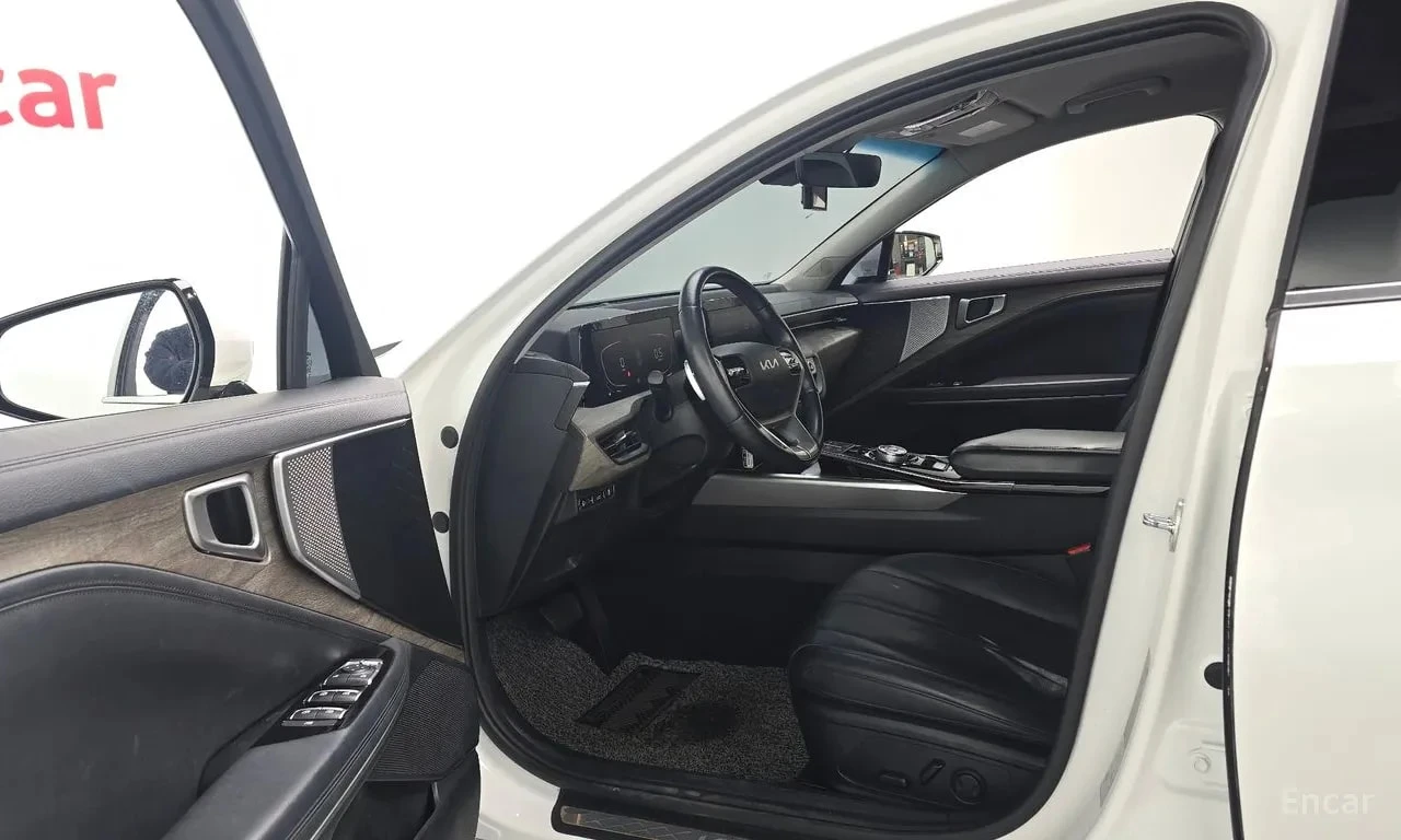 Kia K8 3.5 LPG| ОБДУХВАНЕ| ПАНО| LANE ASSIST| , снимка 10 - Автомобили и джипове - 55867634