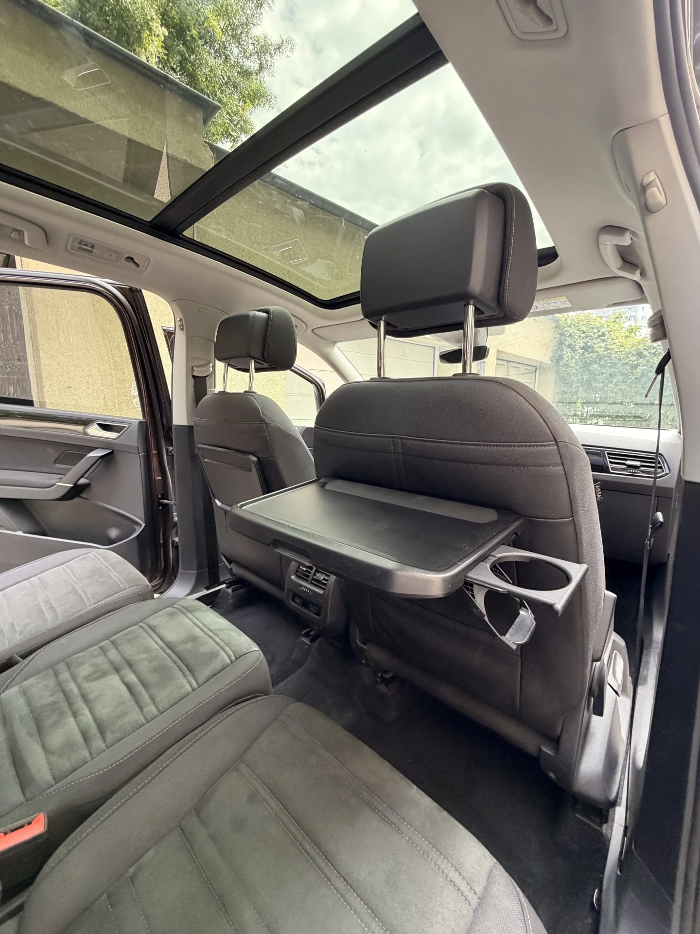 VW Touran VW Touran 2.0 TDI | 6+ 1 | Matrix LED | Distronic , снимка 8 - Автомобили и джипове - 56138806