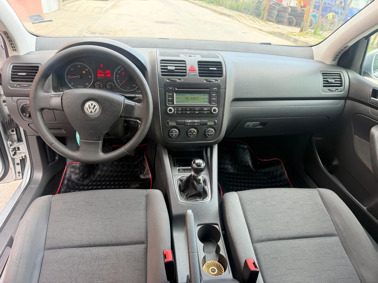VW Golf 1.9тди 105кс BKC, снимка 13 - Автомобили и джипове - 56209181