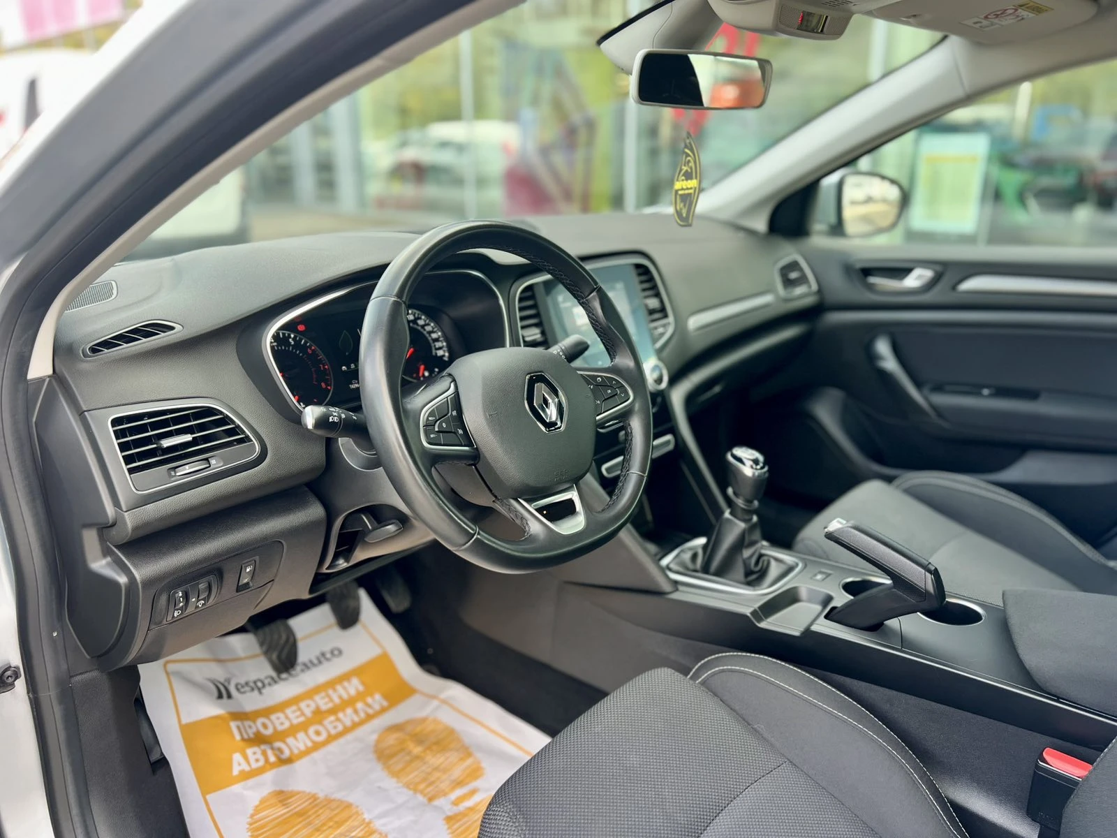 Renault Megane 1.3 TCe / 140 �.�. / LED / �������� | Mobile.bg � ����������� 9