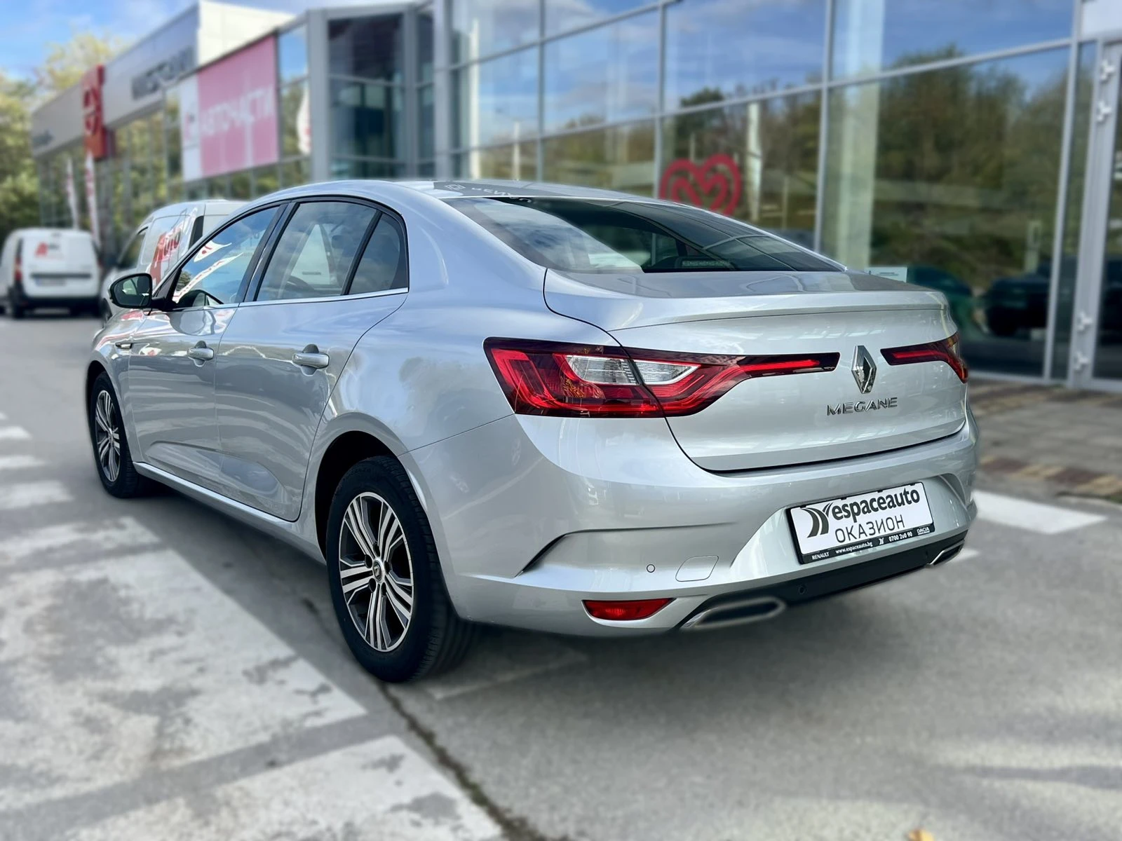 Renault Megane 1.3 TCe / 140 �.�. / LED / �������� | Mobile.bg � ����������� 6