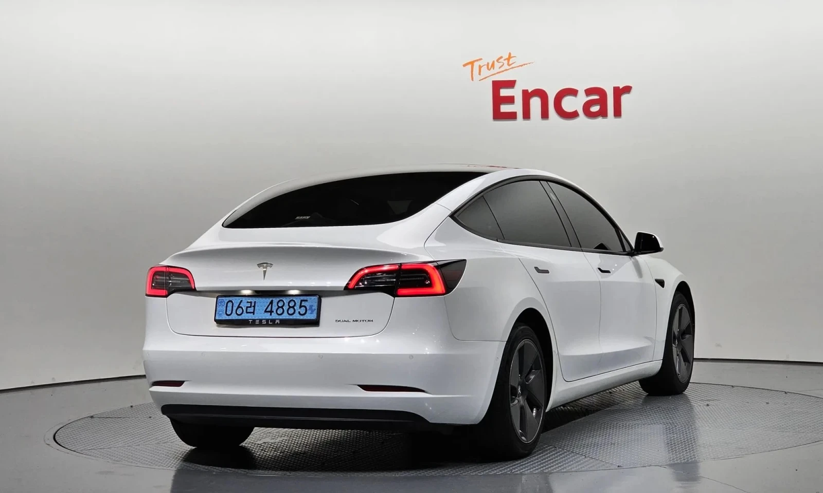 Tesla Model 3, снимка 4 - Автомобили и джипове - 56736778