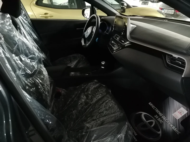 Toyota C-HR 2023, снимка 5 - Автомобили и джипове - 53114688