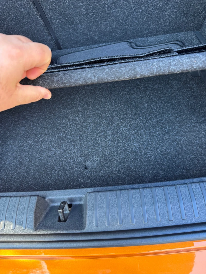 Skoda Kamiq 1.5 TSi, снимка 17 - Автомобили и джипове - 53140306