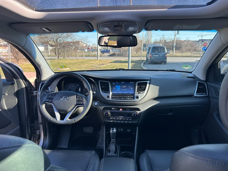 Hyundai Tucson Premium CRDi 4WD, снимка 11 - Автомобили и джипове - 53169973