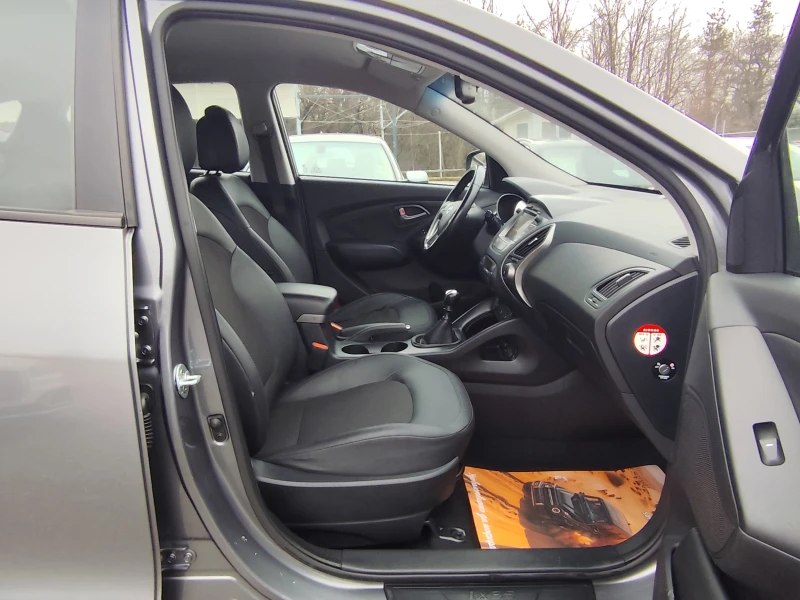 Hyundai IX35 1.7CRDi* LED* FACE* EURO5B* КLIMATRONIK* , снимка 13 - Автомобили и джипове - 53293256