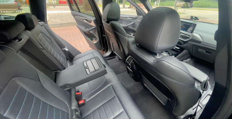 BMW X3 xDrive20i - MSport, PANO, NAVI, High Executive, снимка 8 - Автомобили и джипове - 53459290