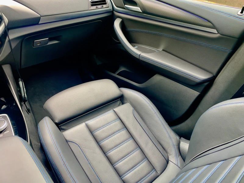 BMW X3 xDrive20i - MSport, PANO, NAVI, High Executive, снимка 9 - Автомобили и джипове - 53459290