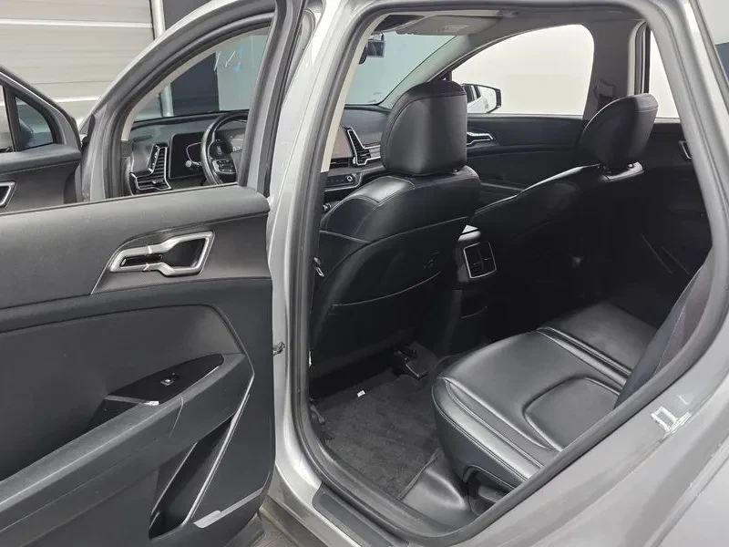 Kia Sportage 2.0 2Wd Prestige, снимка 11 - Автомобили и джипове - 56126455
