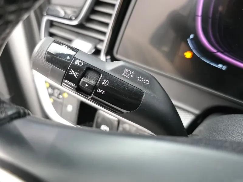Kia Sportage 2.0 2Wd Prestige, снимка 15 - Автомобили и джипове - 56126455