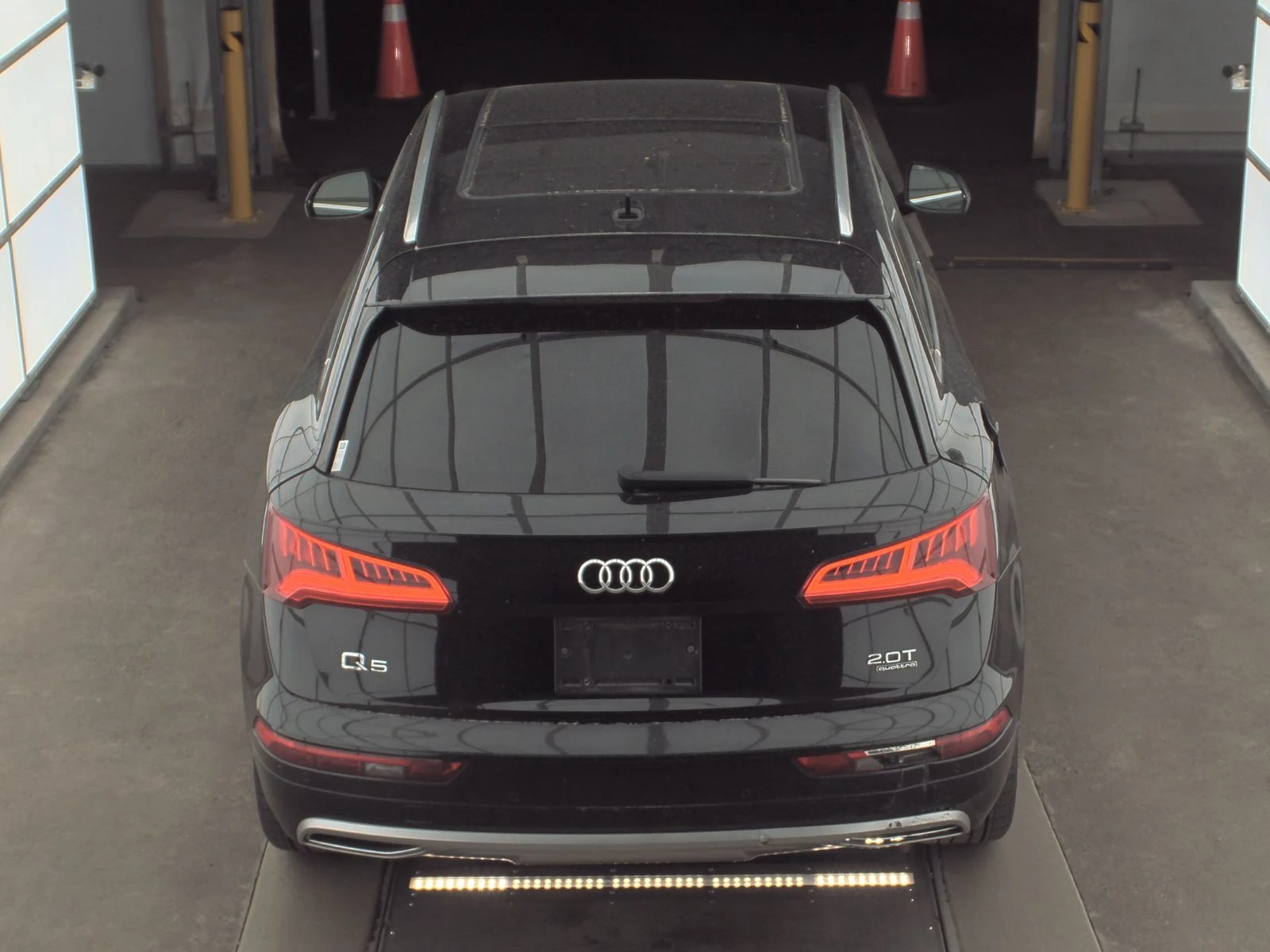 Audi Q5 Premium Plus/ДИГИТАЛНО ТАБЛО/ПАНОРАМА/4хПОДГРЕВИ - изображение 5